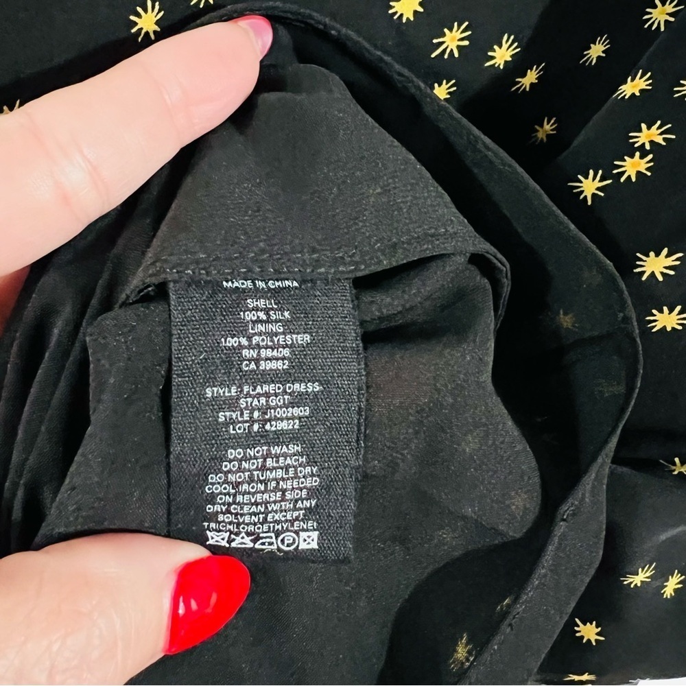 Theory Silk Star Print Shift Flounce Hem Long Sleeve Dress Size 10 - Picture 10 of 10